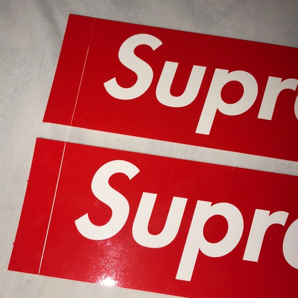 x3 Supreme STICKĖRS🆕 - Picture 4 of 9